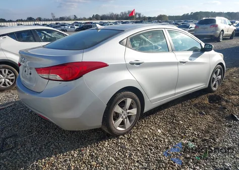 2012 Hyundai Elantra Gls z USA, uszkodzony, nr VIN 5NPDH4AE2CH142109